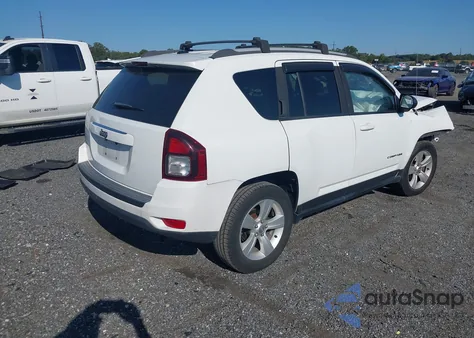 2015 Jeep Compass Sport из США, поврежденный, VIN 1C4NJDBB8FD325201